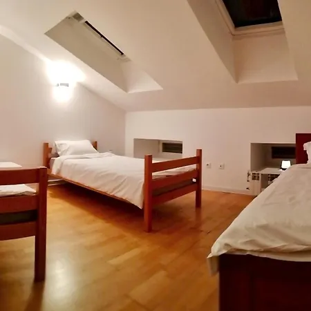 Hostel Alfar